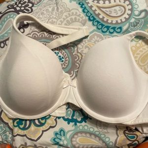 Cacique T Shirt bra White 44B